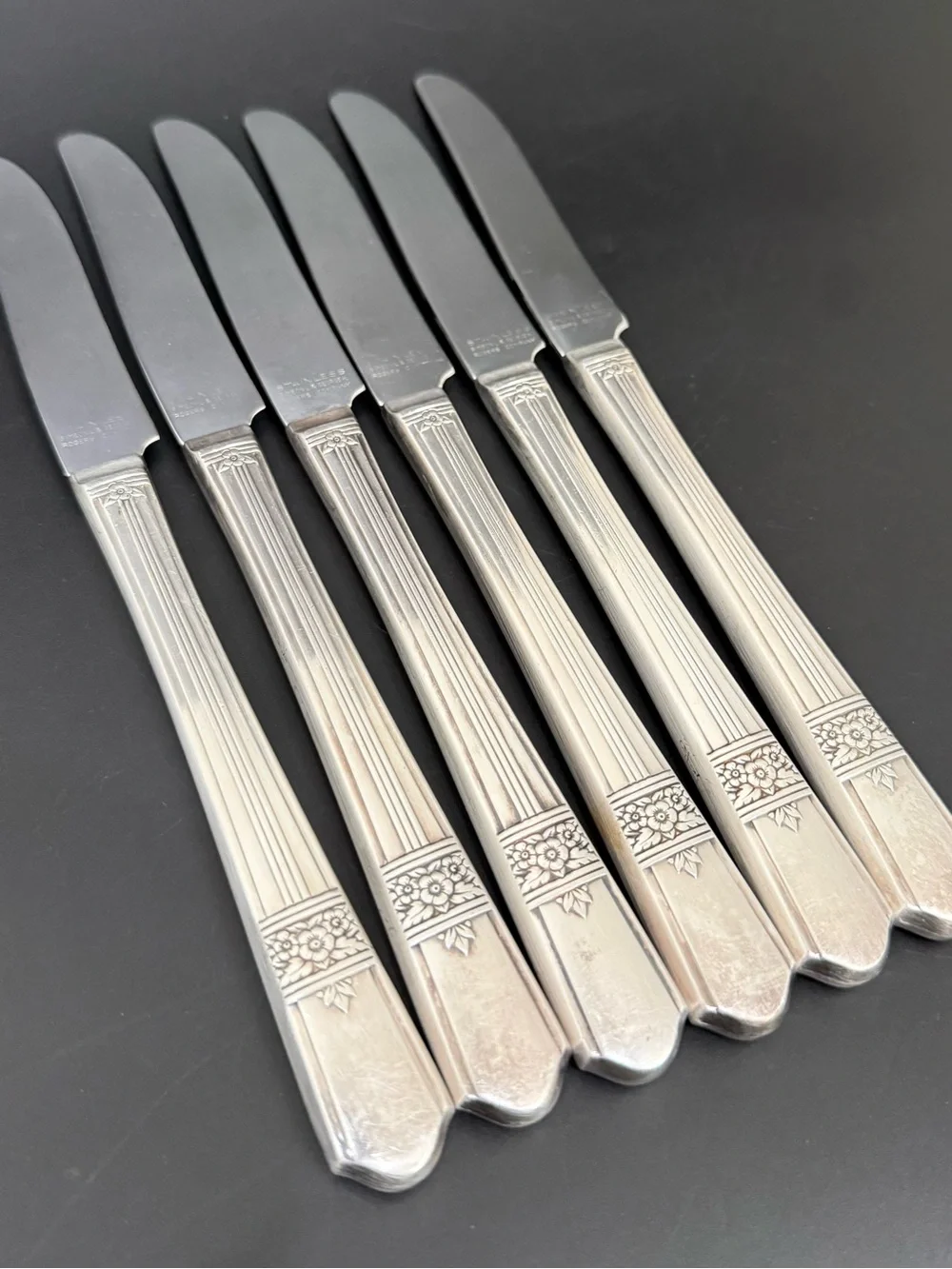 Vintage ONEIDA Simeon & George Rogers Co. Silver Rose Silver-plate Dinner Knives